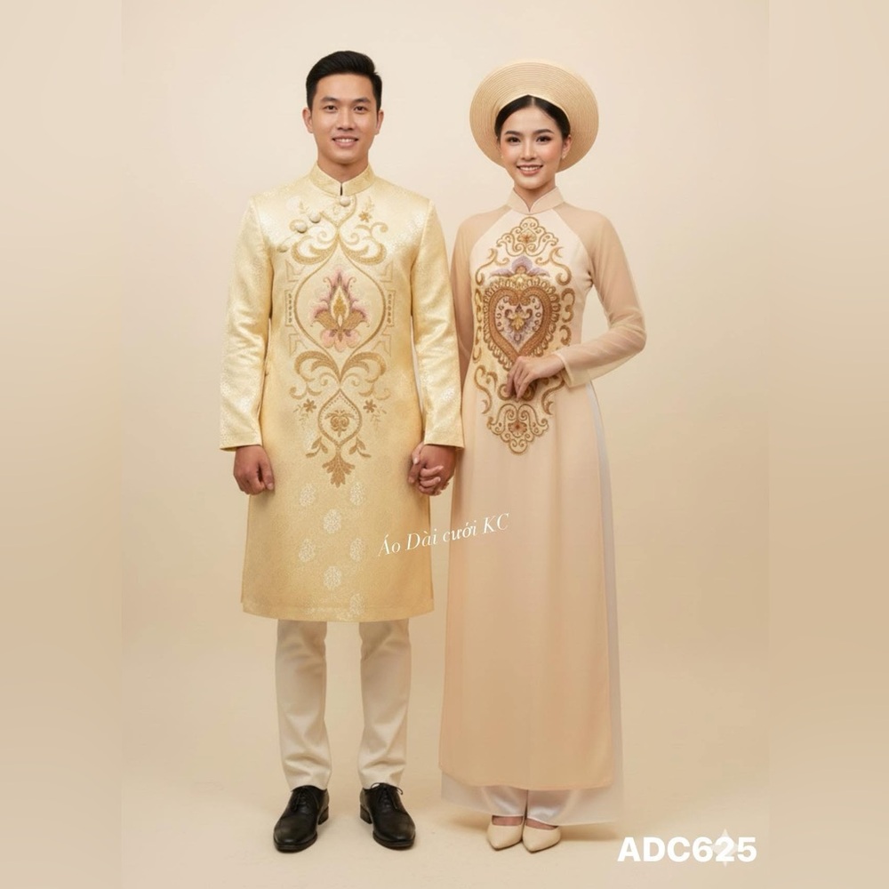 Elegant Cream Wedding Áo Dài
